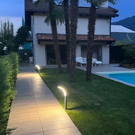Lido -
